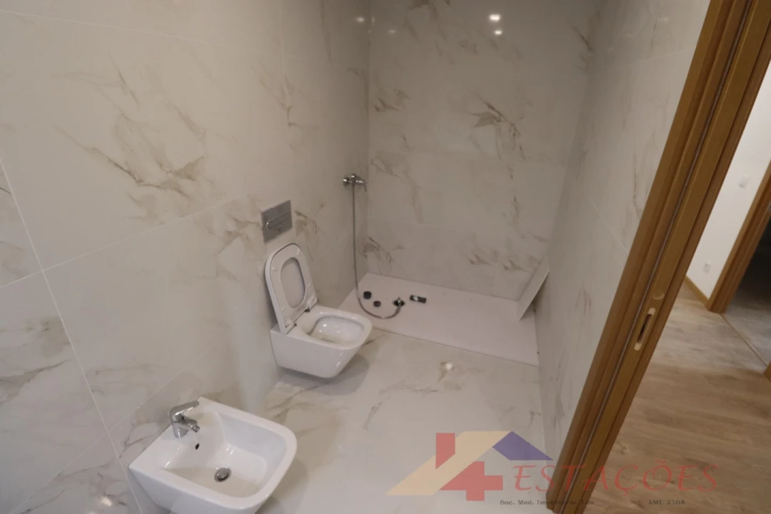 Apartamento T3 para Venda em Pombal Foto 13