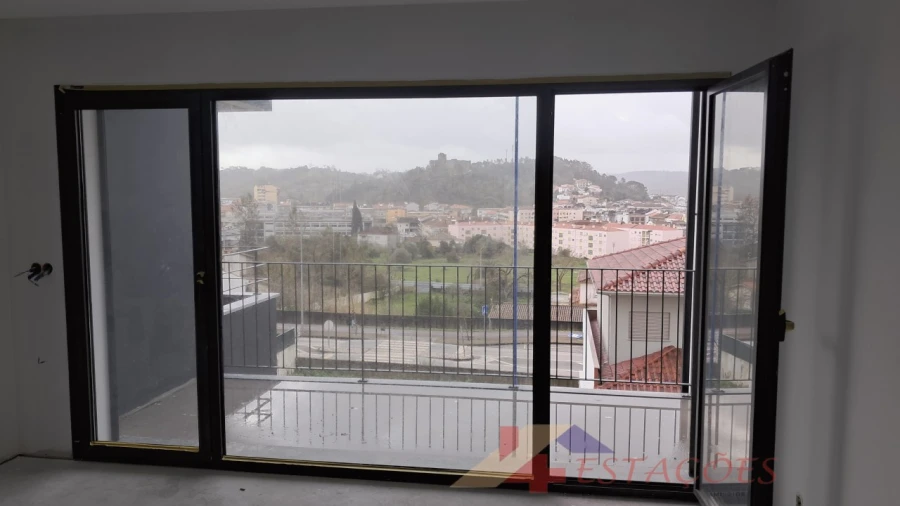 Apartamento T3 para Venda em Pombal Foto 2
