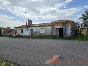 Moradia T2 para Venda em Almagreira