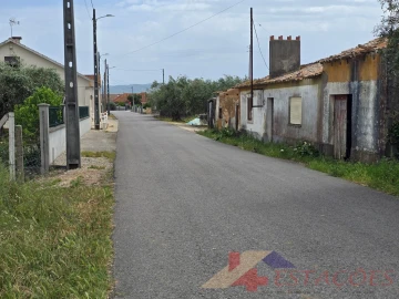 Moradia T2 para Venda em Almagreira