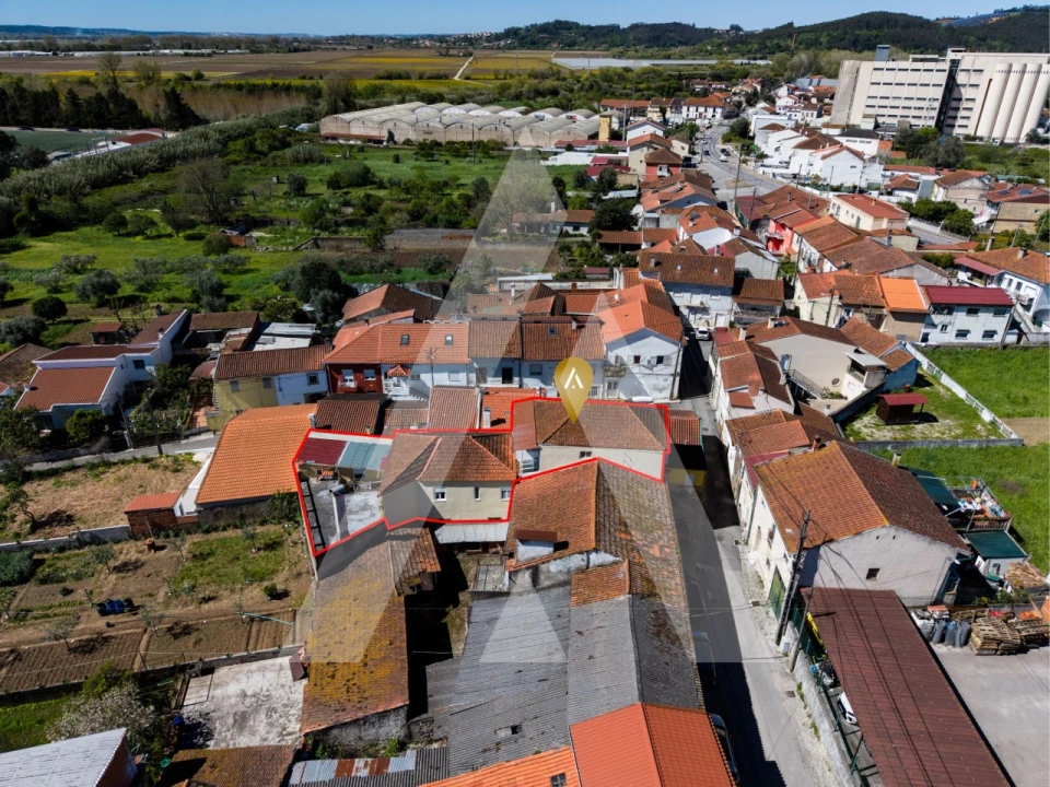 Prédio para Venda em Trouxemil e Torre de Vilela Foto 5