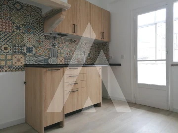 Apartamento T2 para Arrendamento em Alcantara