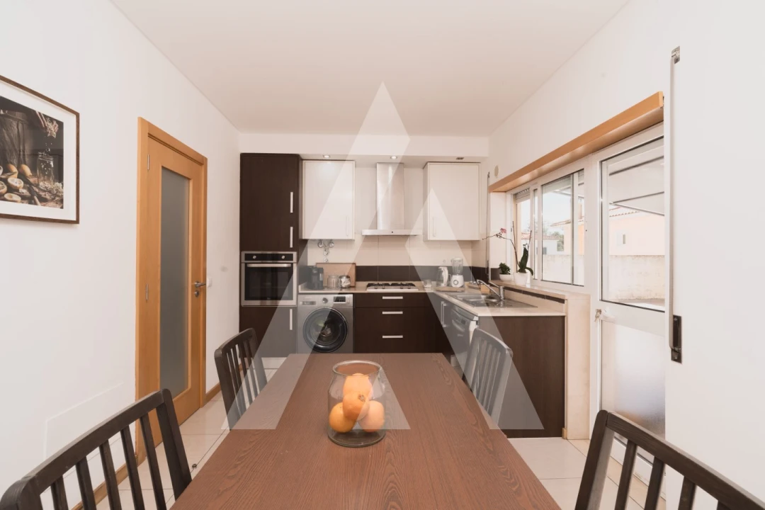 Apartamento T3 para Venda em Poiares (Santo Andre) Foto 10