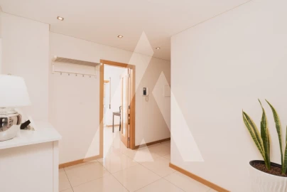 Apartamento T3 para Venda em Poiares (Santo Andre)