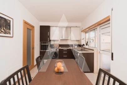 Apartamento T3 para Venda em Poiares (Santo Andre)