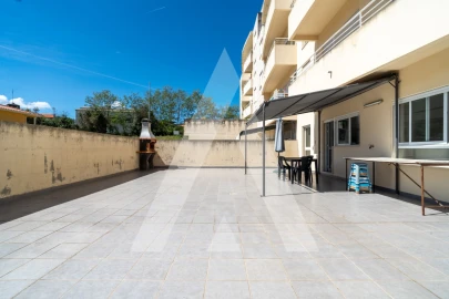 Apartamento T3 para Venda em Poiares (Santo Andre)