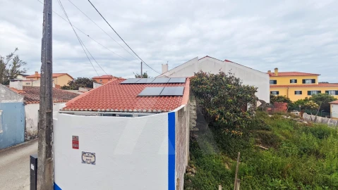 Moradia T2 para Venda em São Pedro da Cadeira