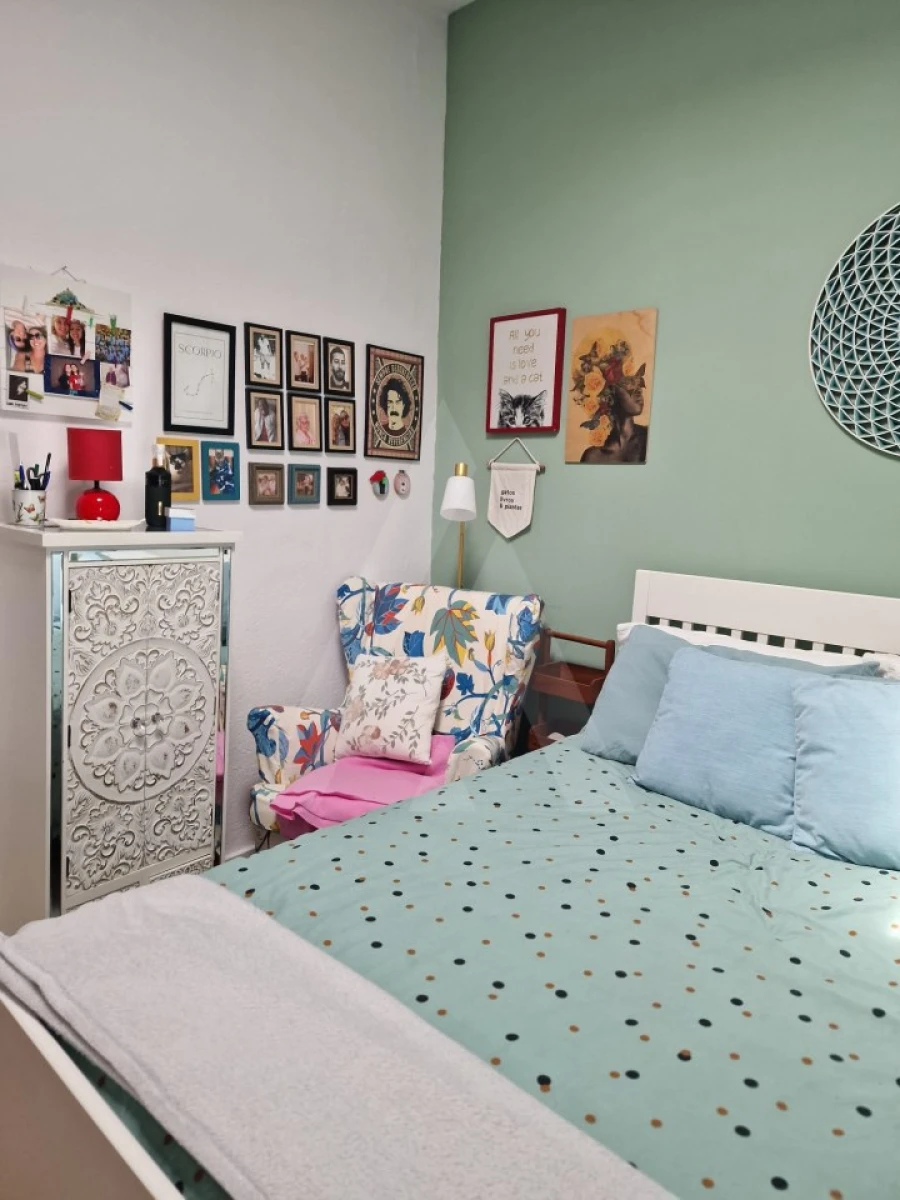 Moradia T2 para Venda em São Pedro da Cadeira Foto 6