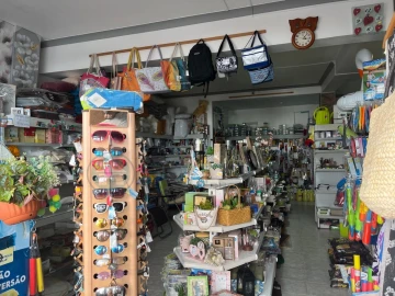 Loja para Arrendamento em Luz
