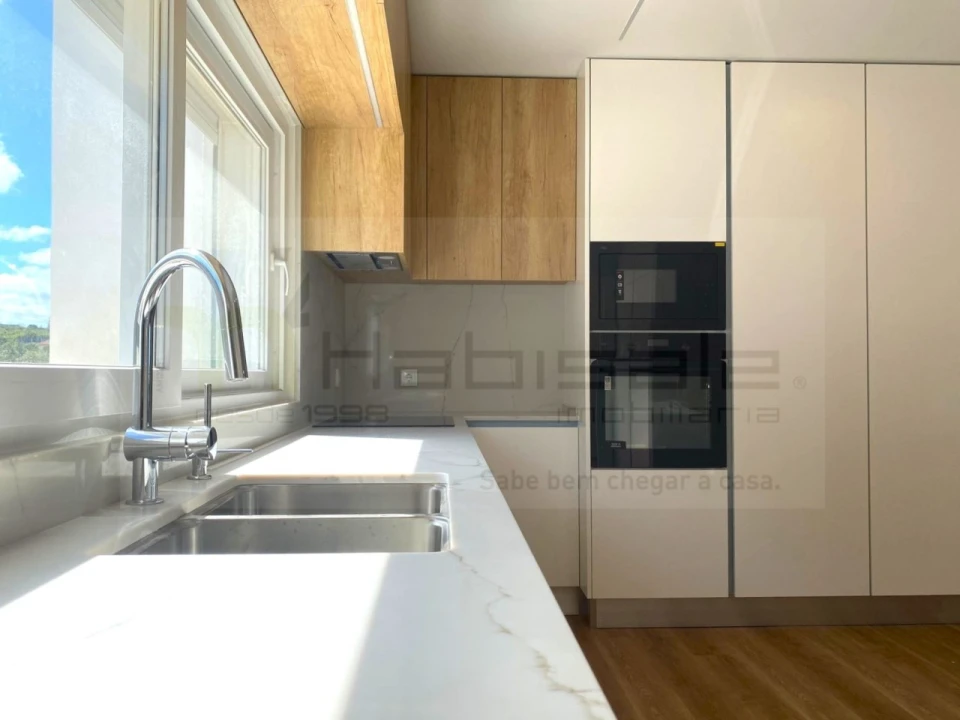 Moradia T3 para Venda em Almargem do Bispo, Pêro Pinheiro e Montelavar Foto 16