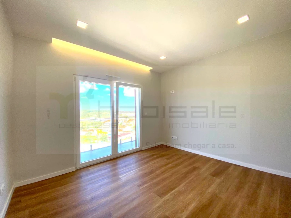 Moradia T3 para Venda em Almargem do Bispo, Pêro Pinheiro e Montelavar Foto 30