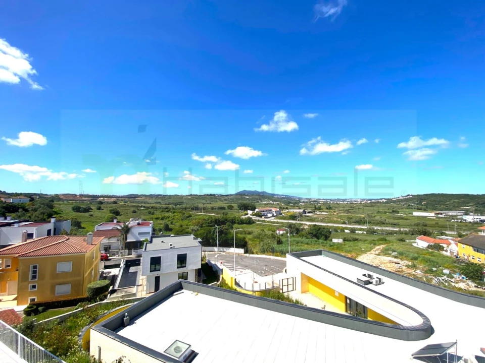 Moradia T3 para Venda em Almargem do Bispo, Pêro Pinheiro e Montelavar Foto 32