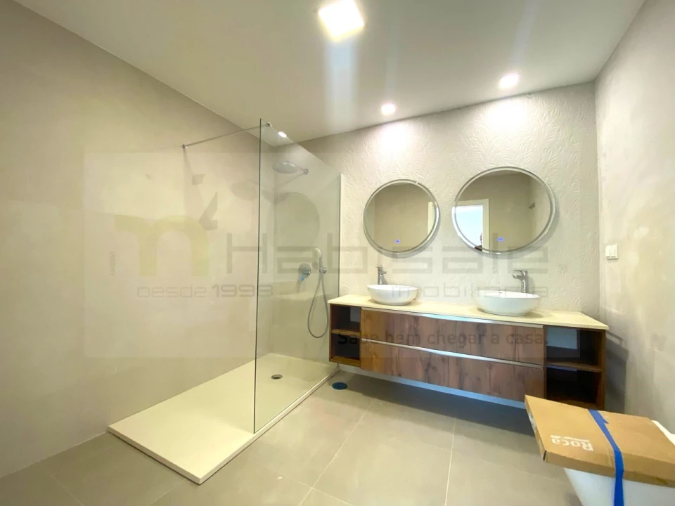 Moradia T3 para Venda em Almargem do Bispo, Pêro Pinheiro e Montelavar Foto 35