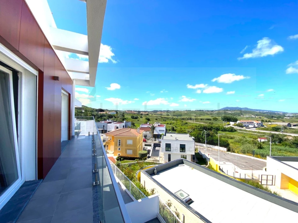 Moradia T3 para Venda em Almargem do Bispo, Pêro Pinheiro e Montelavar Foto 40