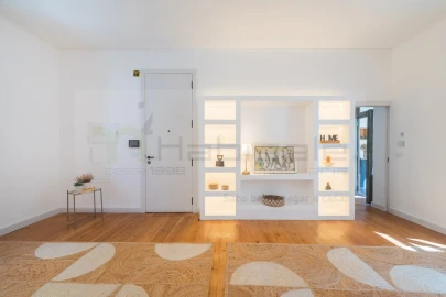 Apartamento T4 para Venda em Queluz e Belas