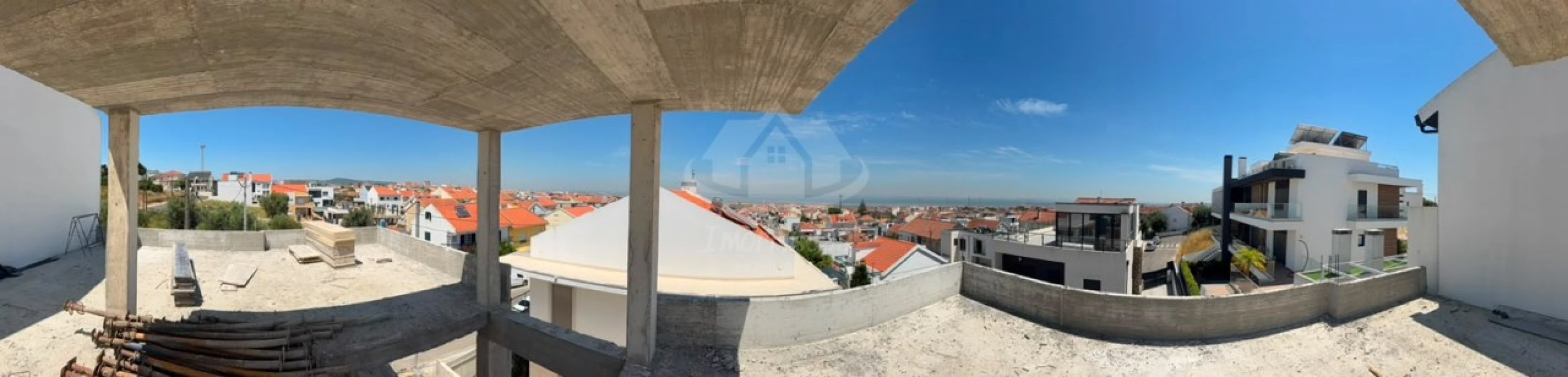 Moradia T4 para Venda em Santa Iria de Azoia, São João da Talha e Bobadela Foto 11