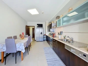 Apartamento T3 para Venda em Portimão