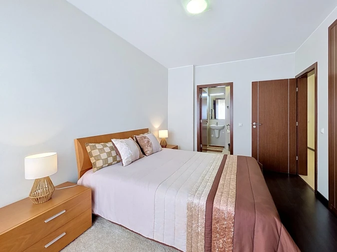 Apartamento T3 para Venda em Portimão Foto 32