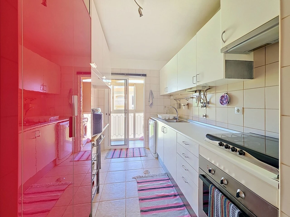 Apartamento T3 para Venda em Portimão Foto 8