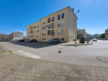 Apartamento T3 para Venda em Portimão