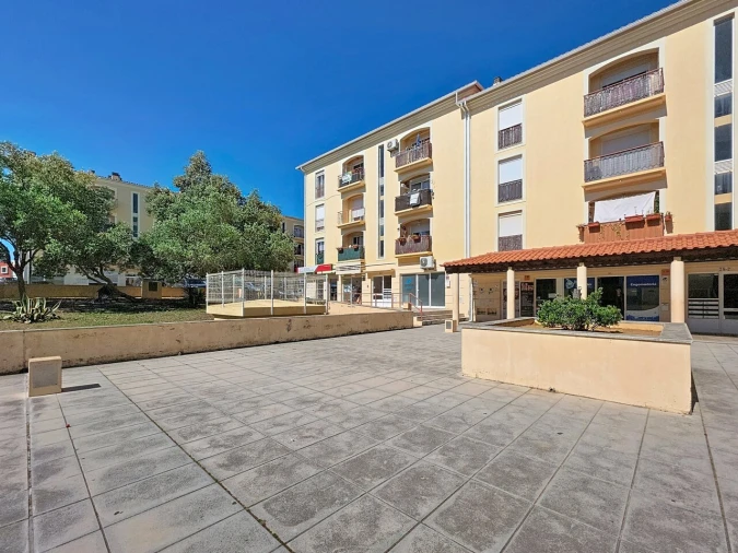 Apartamento T3 para Venda em Portimão Foto 27