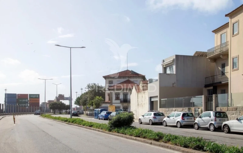 Moradia T0 para Venda em Matosinhos e Leça da Palmeira Foto 11