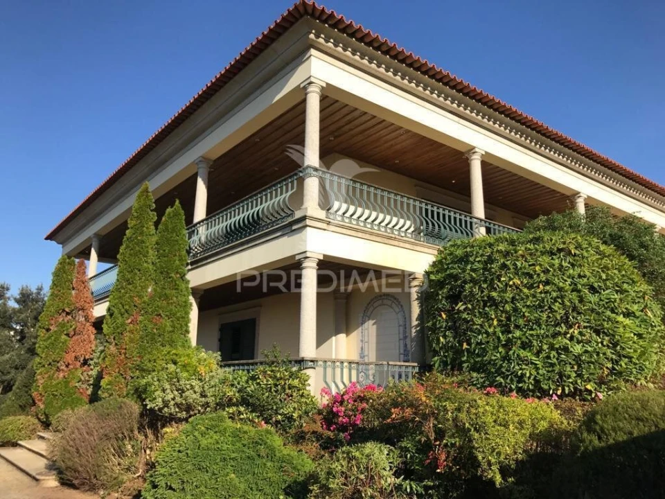 Moradia T7 para Venda em Bougado (São Martinho e Santiago) Foto 6