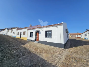 Moradia T2 para Venda em Entradas