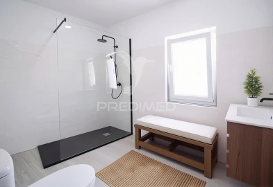 Moradia T4 para Venda em Vimieiro