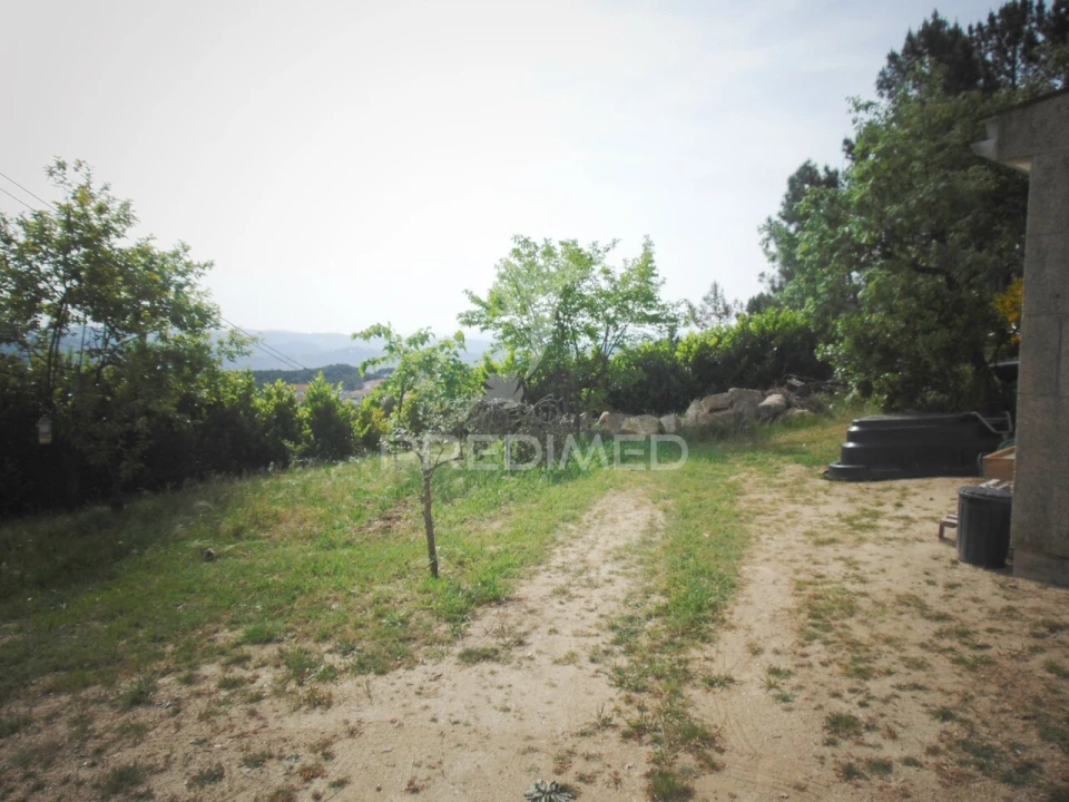 Terreno para Venda em Torgueda Foto 25