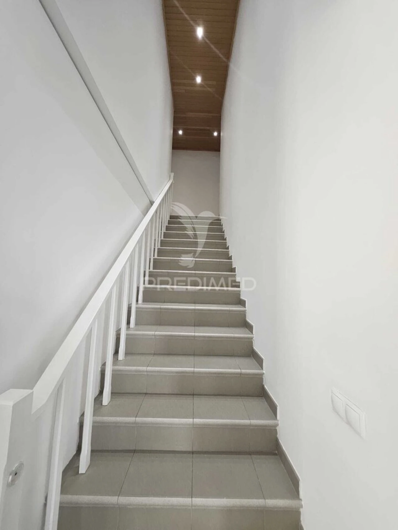 Moradia T4 para Venda em Assunção, Ajuda, Salvador e Santo Ildefonso Foto 23