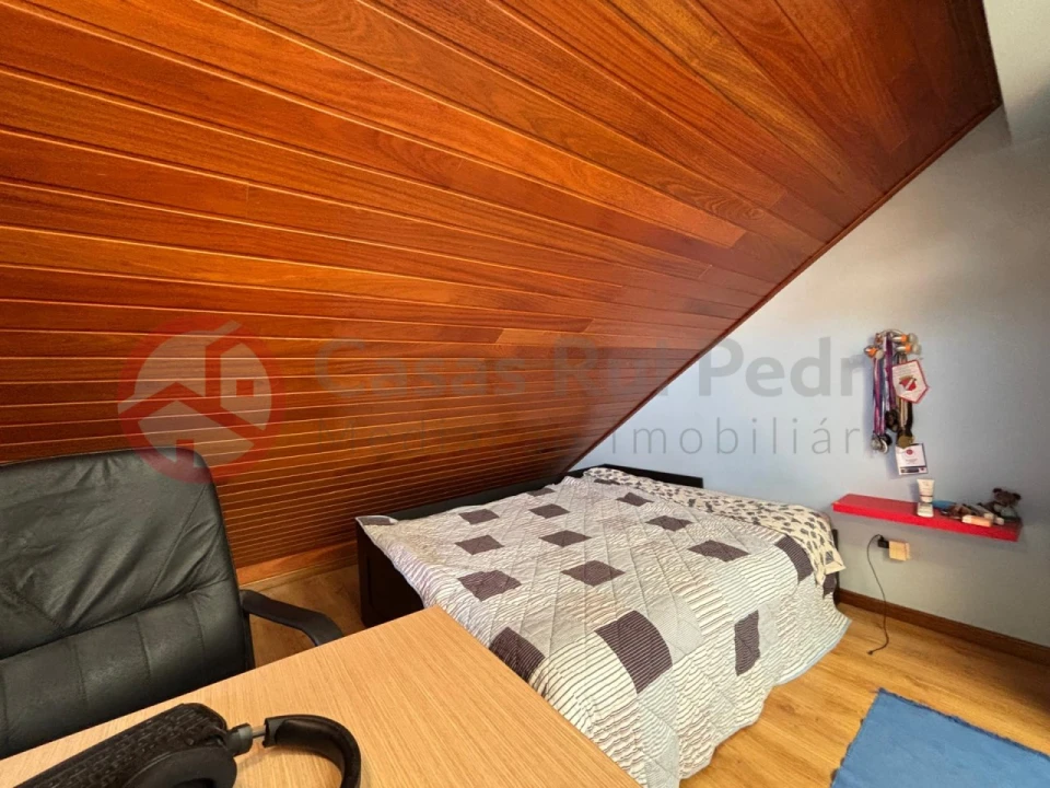 Moradia T5 para Venda em Laranjeiro e Feijó Foto 10