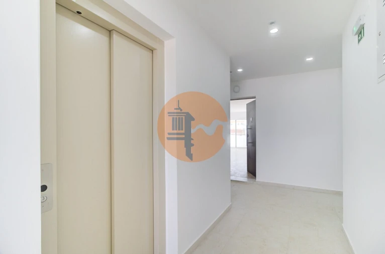 Apartamento T3 para Venda em Monte Gordo Foto 4