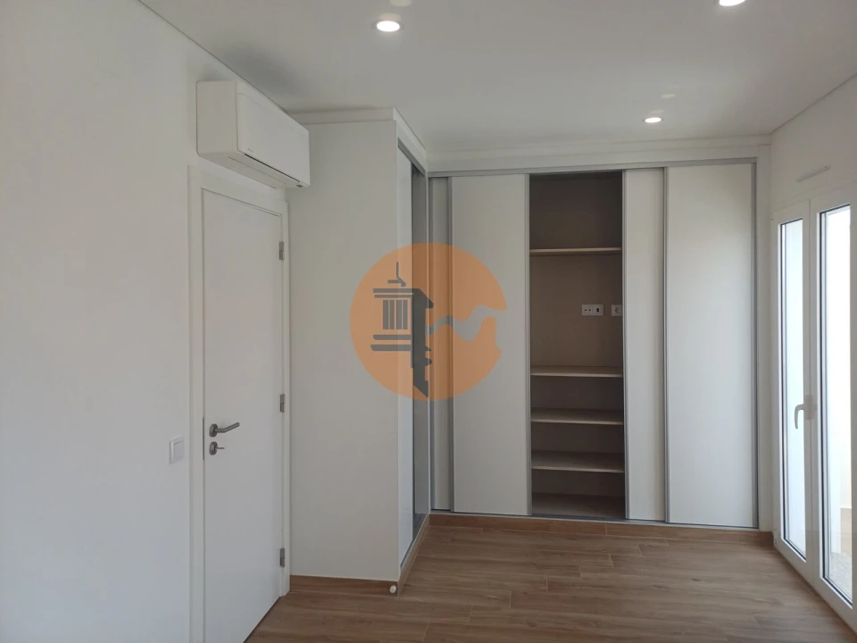 Moradia T3 para Venda em Altura Foto 15