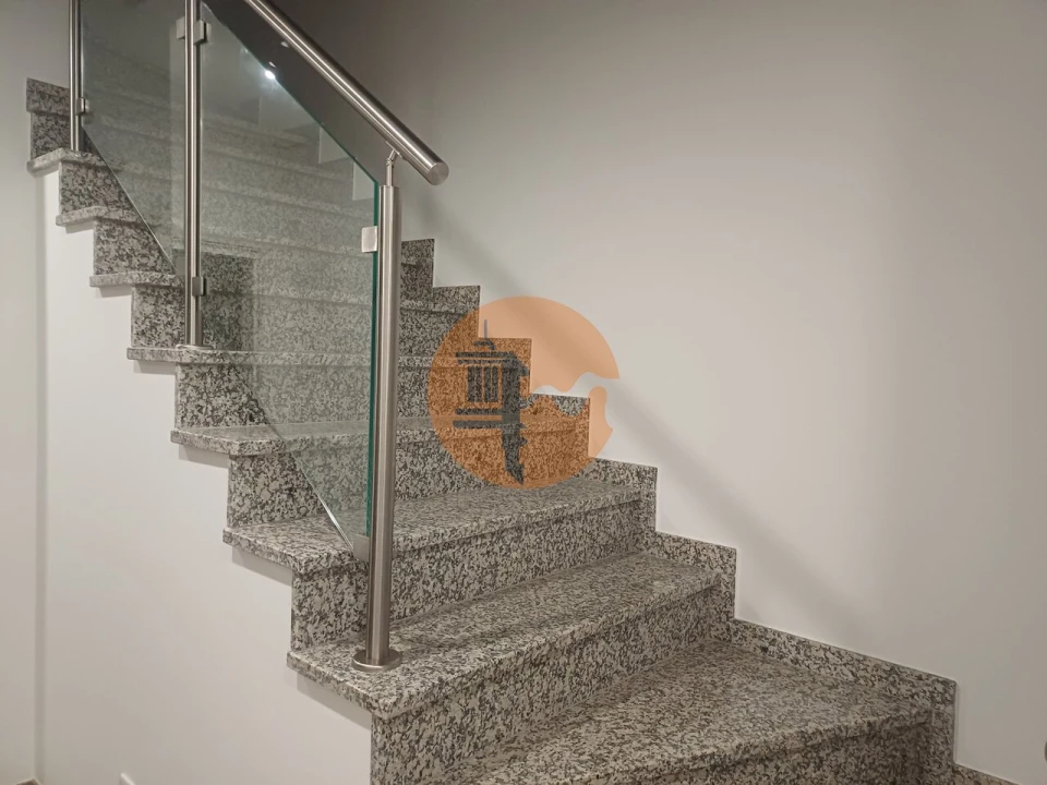 Moradia T3 para Venda em Altura Foto 30