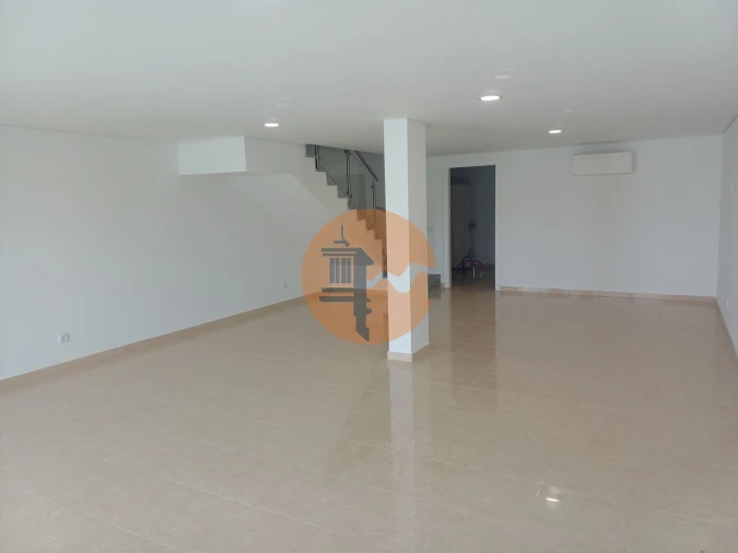 Moradia T3 para Venda em Altura Foto 2