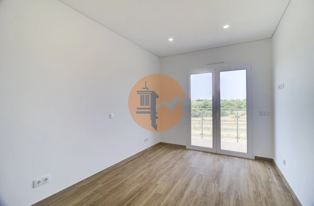 Moradia T3 para Venda em Altura Foto 28