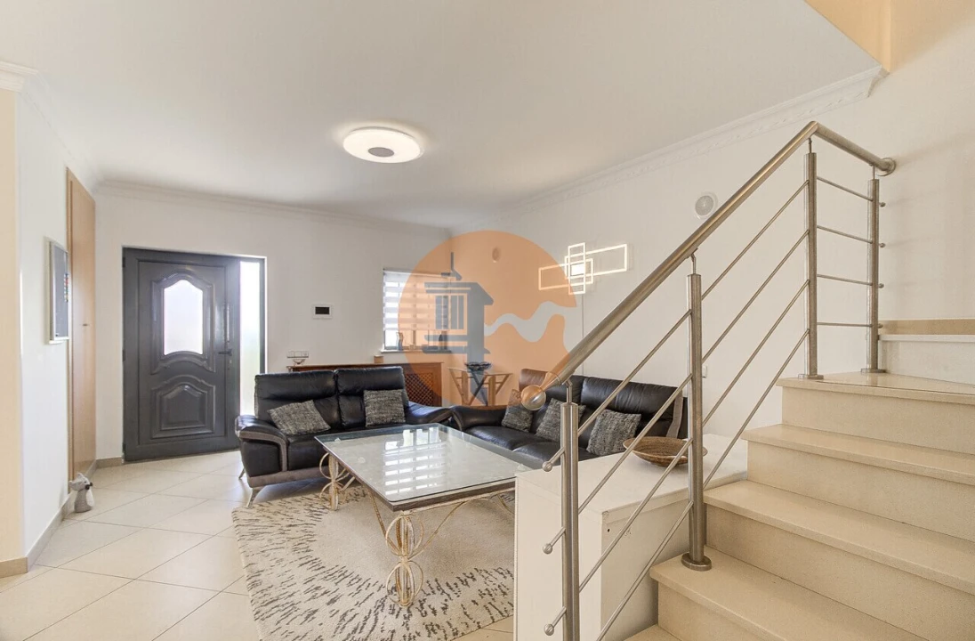 Moradia T5 para Venda em Vila Nova de Cacela Foto 6