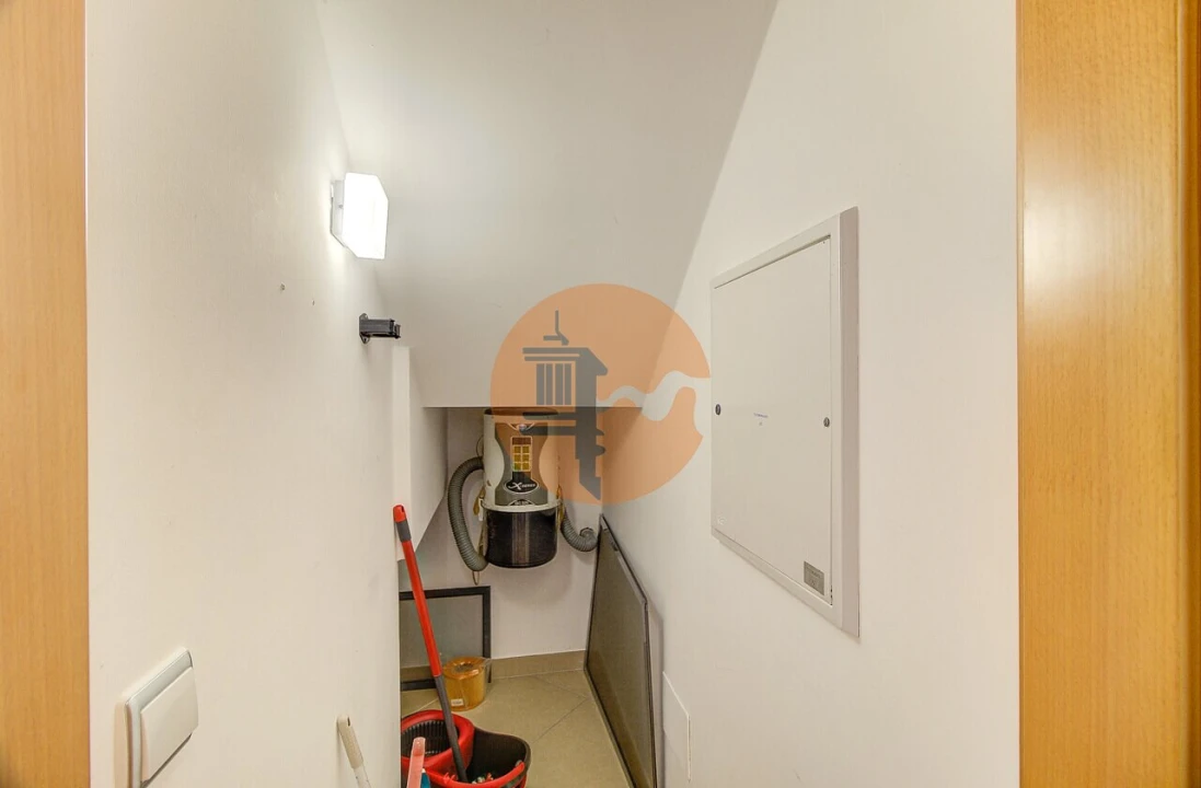 Moradia T5 para Venda em Vila Nova de Cacela Foto 15