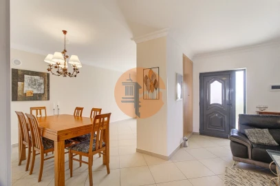 Moradia T5 para Venda em Vila Nova de Cacela