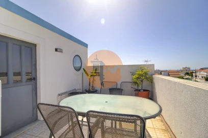 Moradia T5 para Venda em Vila Nova de Cacela