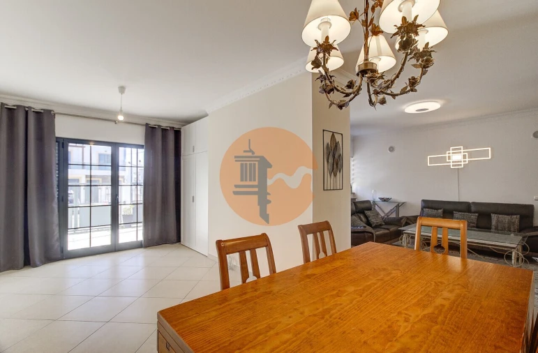 Moradia T5 para Venda em Vila Nova de Cacela Foto 9