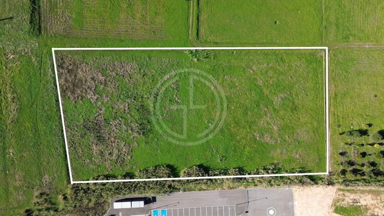 Terreno para Venda em Faro (Sé e São Pedro) Foto 2