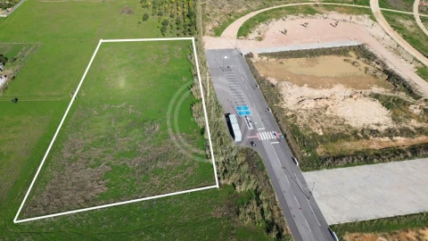 Terreno para Venda em Faro (Sé e São Pedro)