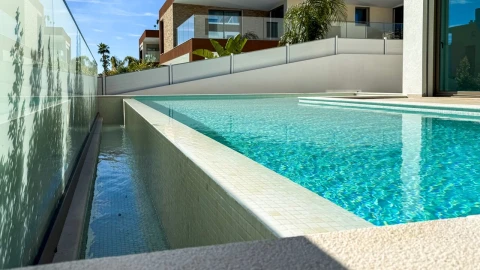 Moradia T3 para Venda em Albufeira e Olhos de Água