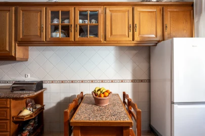 Apartamento T3 para Venda em Oeiras e São Julião da Barra, Paço de Arcos e Caxias