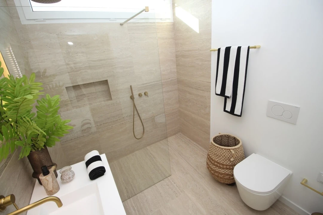 Moradia T3 para Venda em Quarteira Foto 15