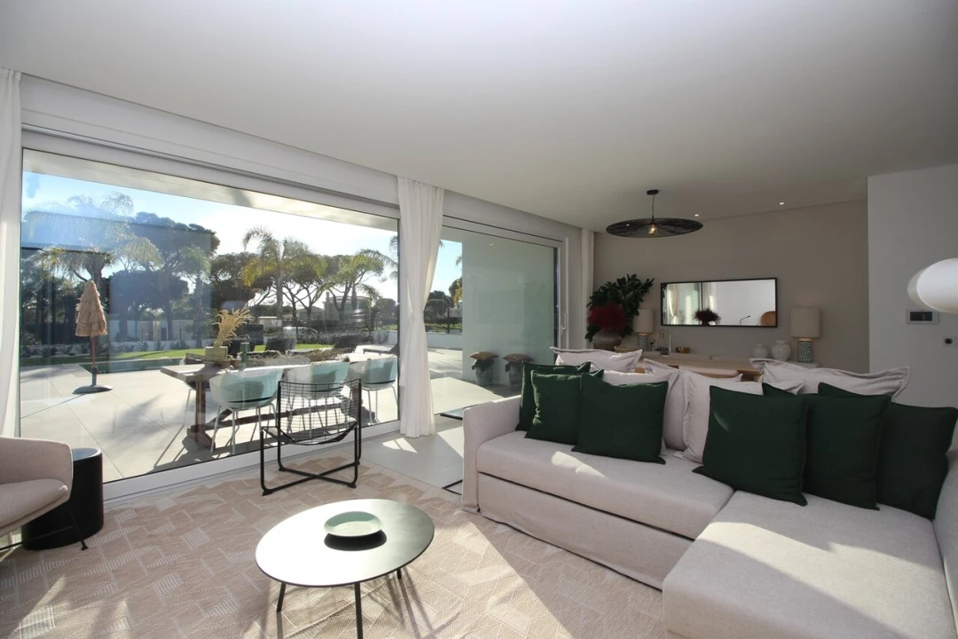 Moradia T3 para Venda em Quarteira Foto 36