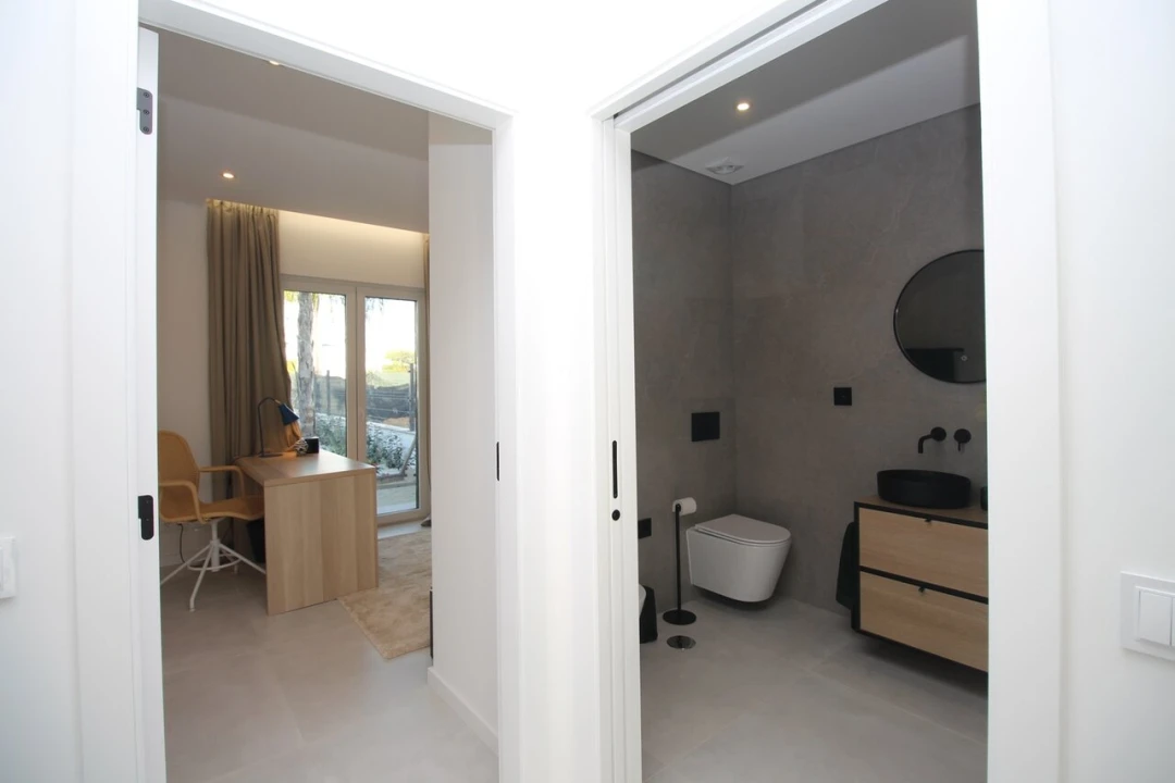 Moradia T3 para Venda em Quarteira Foto 46