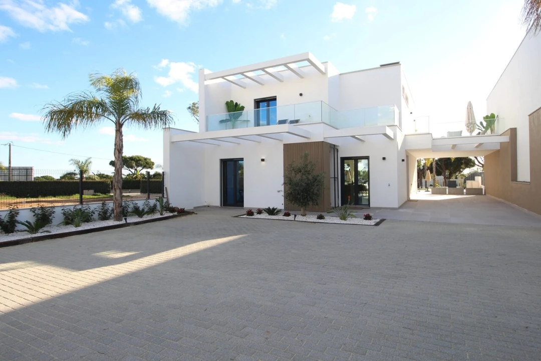 Moradia T3 para Venda em Quarteira Foto 68